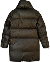 Load image into Gallery viewer, Levi’s Longline Duck Down Quilted Puffer Jacket in Black