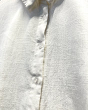 Load image into Gallery viewer, Calli Linen Short Sleeve Button Shirt in White - Bisy Clothing