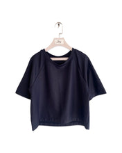 Load image into Gallery viewer, COUNTRY ROAD Size L Navy Blue O/S Crop T-Shirt 251022 - Bisy Clothing
