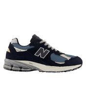 Load image into Gallery viewer, New Balance 2002R Protection Pack Dark Navy ⏐ Size US9 - Bisy Clothing