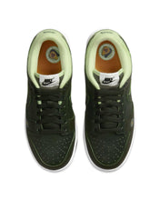 Load image into Gallery viewer, Nike Dunk Low 'Avocado' W (2022) - Bisy Clothing