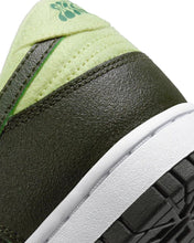 Load image into Gallery viewer, Nike Dunk Low 'Avocado' W (2022) - Bisy Clothing