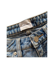 Load image into Gallery viewer, Size 10 / 28” Mid Straight Denim Blue Jean Womens 200922 - Bisy Clothing