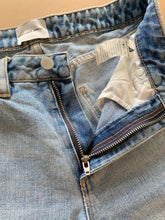 Load image into Gallery viewer, Size 10 / 28” Mid Straight Denim Blue Jean Womens 200922 - Bisy Clothing