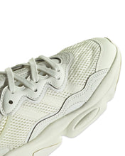 Load image into Gallery viewer, Adidas Ozweego J in Ivory (GS)