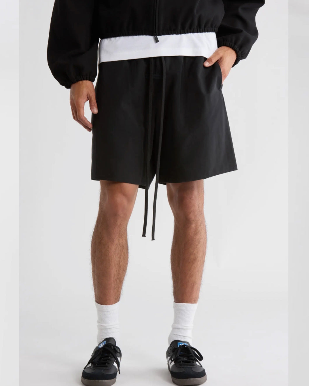 Essentials Fear of God Oxford Soccer Shorts Jet Black (FW25)