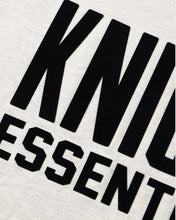 將圖片載入圖庫檢視器 Essentials Fear of God x NBA NY Knicks Tee Warm Heather (2024)