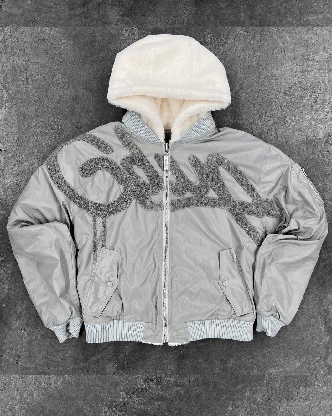 Geedup Handstyle Team Logo Reversible Bomber Jacket in White and Grey (2023)