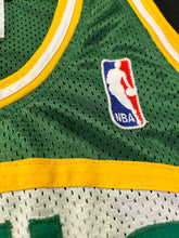 Load image into Gallery viewer, Spalding Vintage NBA Seatlle Supersonics #40 Jersey ⏐ Size L
