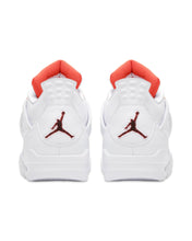 Load image into Gallery viewer, Jordan Air Jordan 4 Retro in &#39;Metallic Orange&#39; (2020)