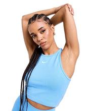 將圖片載入圖庫檢視器 NIKE NSW Swoosh Tank Top in University Blue Shop Bisy Fremantle