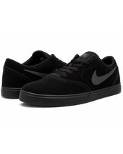 Load image into Gallery viewer, Nike SB Check in Triple Black (2014)