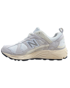 New Balance 878 in Light Grey (2023)