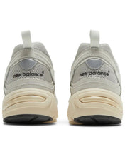 將圖片載入圖庫檢視器 New Balance 878 in Light Grey (2023)