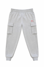 Load image into Gallery viewer, Nike NSW Swoosh Cargo Fleece Pants in Grey