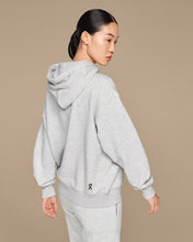 將圖片載入圖庫檢視器 ON Women&#39;s Club Hoodie in Crater Grey (2025)