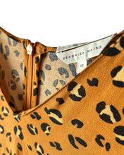 將圖片載入圖庫檢視器 Veronika Maine Tan Leopard V Neck Midi Dress
