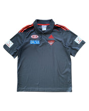 將圖片載入圖庫檢視器 AFL SIze L Essendon Bombers Polo in Grey Mens DEC14 - Bisy Clothing