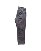 Load image into Gallery viewer, Chino Pant in Grey&lt;br/&gt;Preloved - Bisy Clothing