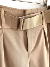Load image into Gallery viewer, CLUB MONACO Size 4 (28) Wide Leg Tailored Pants with Belt NOV1821 - Bisy Clothing