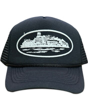 Load image into Gallery viewer, Corteiz Alcatraz Premium Puff Print Trucker Hat in Black / White (2025) - Bisy Clothing