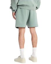 將圖片載入圖庫檢視器 Essentials Fear of God Fleece Sweatshorts in Sycamore (2023) - Bisy Clothing