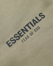 將圖片載入圖庫檢視器 Essentials Fear of God Sweatshorts in Pistachio (2021) - Bisy Clothing