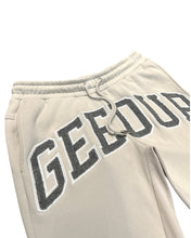 將圖片載入圖庫檢視器 Geedup Team Logo Trackpants in Grey Monochrome (2024) - Bisy Clothing