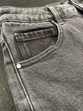 將圖片載入圖庫檢視器 High Waisted Tapered Charcoal Denim Jeans ⏐ Size 10 - Bisy Clothing