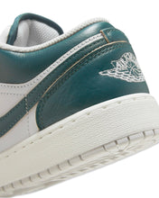 Load image into Gallery viewer, Jordan Air Jordan 1 Low SE Oxidized Green (GS) - Bisy Clothing