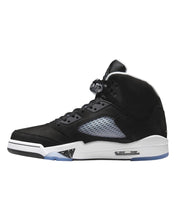 將圖片載入圖庫檢視器 Jordan Air Jordan 5 Retro Oreo ⏐ Size US10 - Bisy Clothing