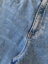 Load image into Gallery viewer, LEE Size 11 High Licks Crop Distressed Denim Mom Jeans JAN1021 - Bisy Clothing