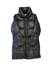 Load image into Gallery viewer, Levi&#39;s Longline Puff Quilted Coat Black ⏐ Size S - Bisy Clothing