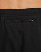 將圖片載入圖庫檢視器 Nike Challenger Dri - FIT Woven Pants in Black - Bisy Clothing