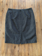 Load image into Gallery viewer, PERRI CUTTEN Size 14 Pencil Skirt in Black with White Detailing Women&#39;s DEC104 - Bisy Clothing