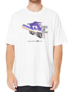 Nike SB Team Dunk Short Sleeve T-Shirt in White ⏐ Multiple Sizes
