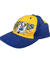 Load image into Gallery viewer, AFL West Coast Eagles Vintage 90&#39;s Snapback Hat ⏐ One Size