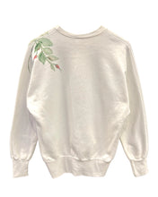 Load image into Gallery viewer, Clipper Vintage Hand Painted Floral Crew Jumper in Off White ⏐ Size M