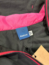 將圖片載入圖庫檢視器 Reebok Zip Jacket with Hood in Black / Pink (2011) - Bisy Clothing