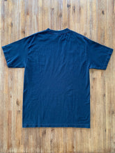 將圖片載入圖庫檢視器 TOMMY HILFIGER Size M Vintage Spellout &amp; Crest Navy T-Shirt Men&#39;s MAR8821 - Bisy Clothing