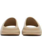 將圖片載入圖庫檢視器 Yeezy Slide in Pure - Bisy Clothing