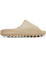 將圖片載入圖庫檢視器 Yeezy Slide in Pure - Bisy Clothing