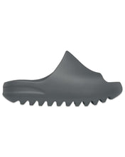 Load image into Gallery viewer, Yeezy Slide Slate Grey (Kids) - Bisy Clothing