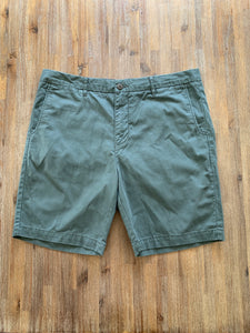 Globe Chino Shorts in Khaki Green