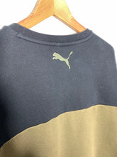 Load image into Gallery viewer, PUMA Size S Vintage Crewneck in Olive Green and Black Men&#39;s JUN1721