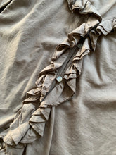 Load image into Gallery viewer, WITCHERY Size XS Frill T-Shirt Blouse in Brown Women&#39;s OCT156