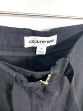 Load image into Gallery viewer, COUNTRY ROAD Size 12 3/4 Chino Style Black Pants FEB2122