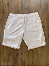 Load image into Gallery viewer, TRENERY Size 10 Womens Chino Shorts in Pale Pink Womens JAN90