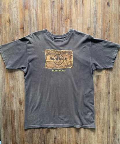 Hard Rock Cafe Hollywood T-Shirt in Brown ⏐ Size M