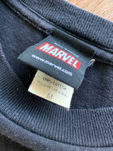 將圖片載入圖庫檢視器 MARVEL X MAD ENGINE Size M Vintage Y2K  Captain America T-Shirt Black MAR9721